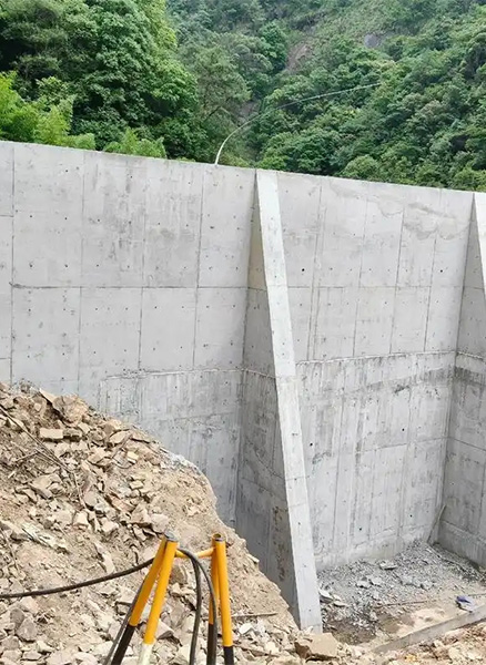 商丘柘城县重力式挡土墙